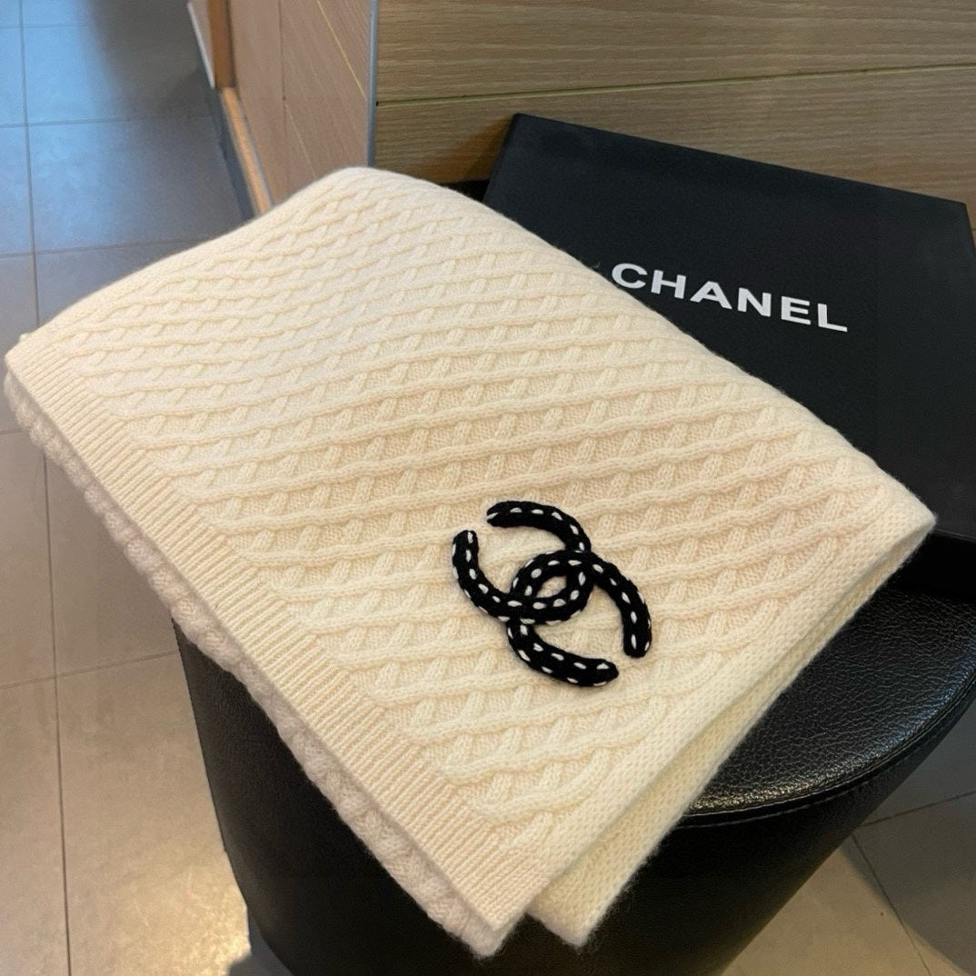 Luxury CC knitted wool scarf