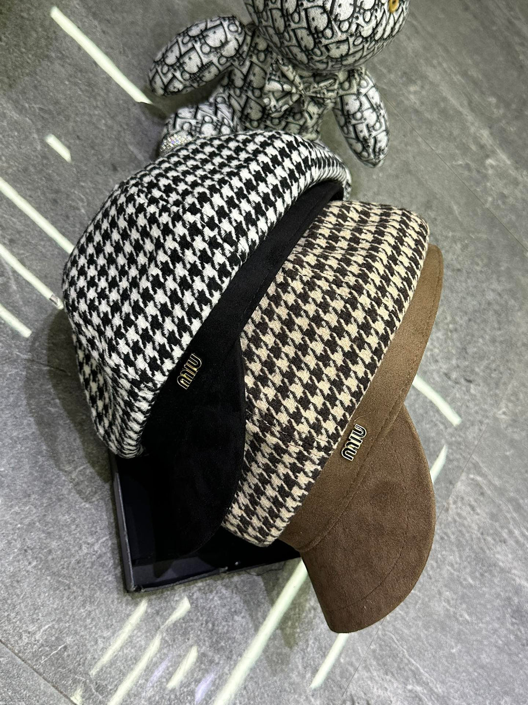 Fashion hot fall and winter octagonal hat