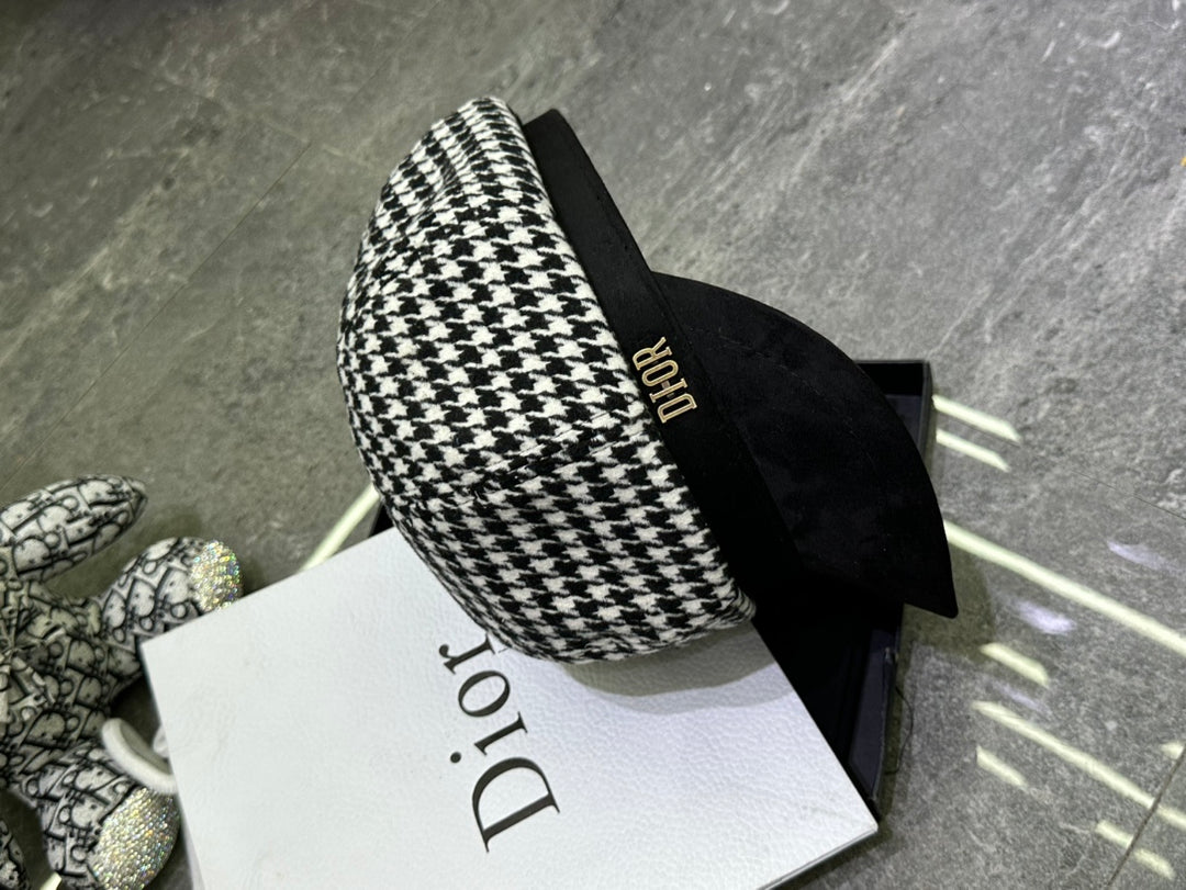 Fashion CD Thousand Bird Check Octagonal Hat