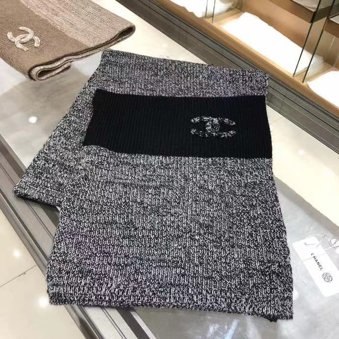 2 colors double C cashmere knitted long scarf